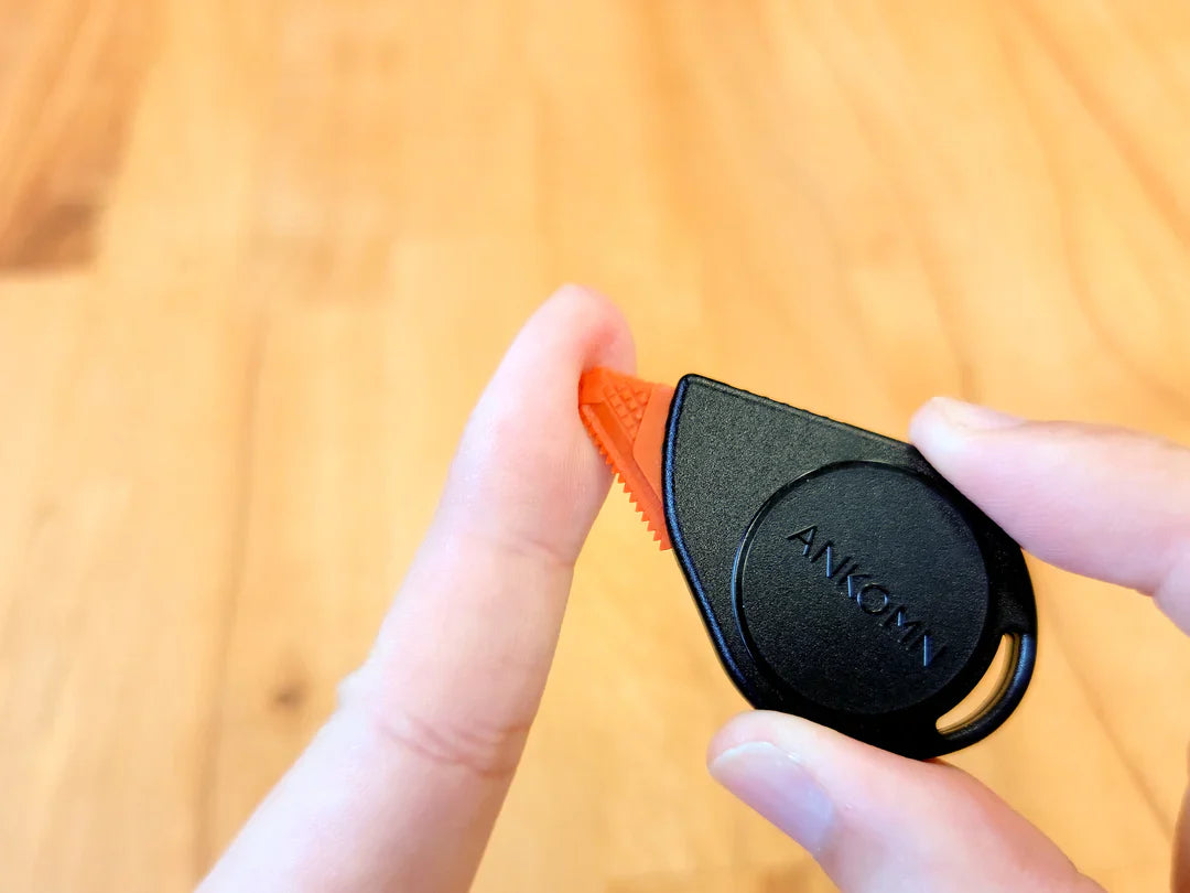 Ankomn Tiny Tak Unboxing Tool with 2 Blades ادة فتح صندوق