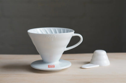 ‏Hario V60 Ceramic Dripper 02 White