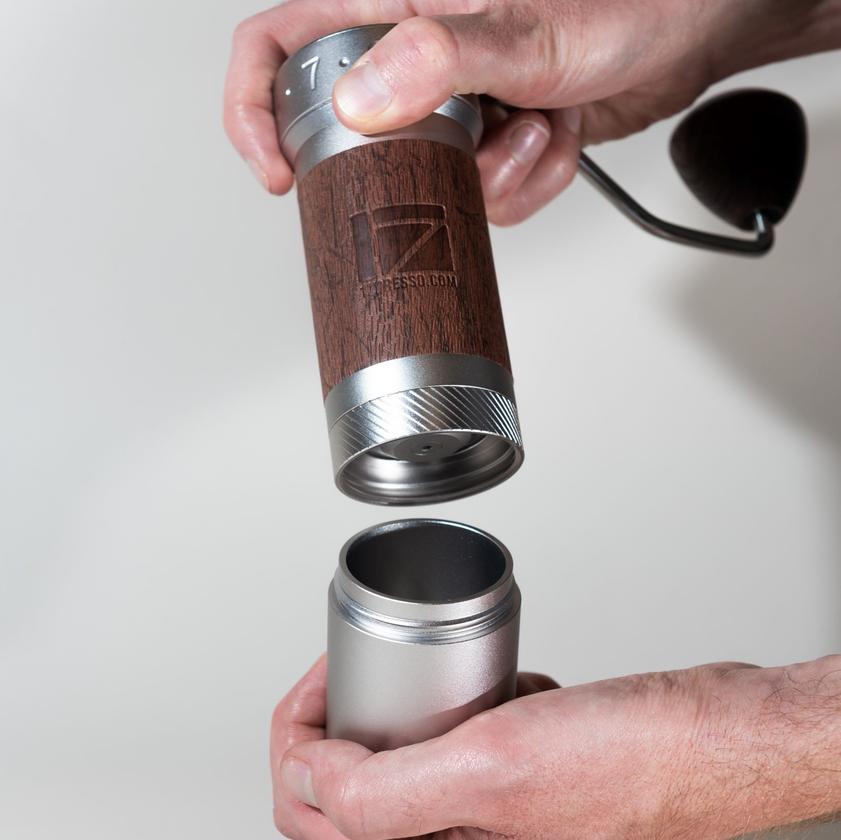 1Zpresso K-Pro Manual Grinder - Brown مطحنة يدوية