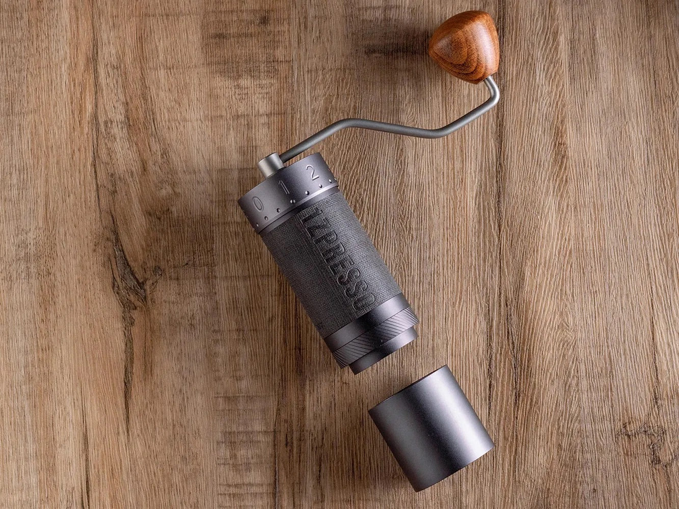 1Zpresso J-Max Manual Grinder - Iron Grey مطحنة يدوية